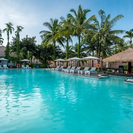 L'Azure Resort And Spa-3